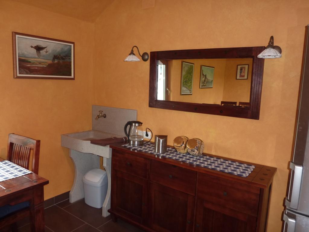 Rooms Gril Postojna Buitenkant foto